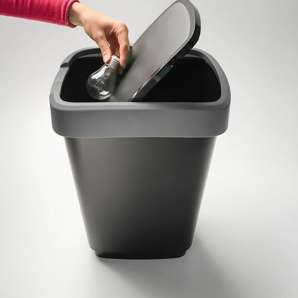 Twist Prullenbak- 50L - 60,2cm - Met Kanteldeksel - Zilver/Zwart
