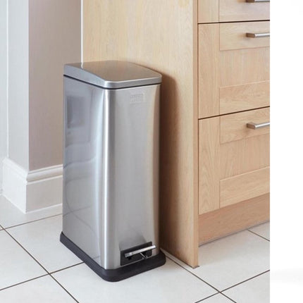 Black+Decker Pedaalemmer RVS - 20 Liter | 21,6x36x56,2cm 