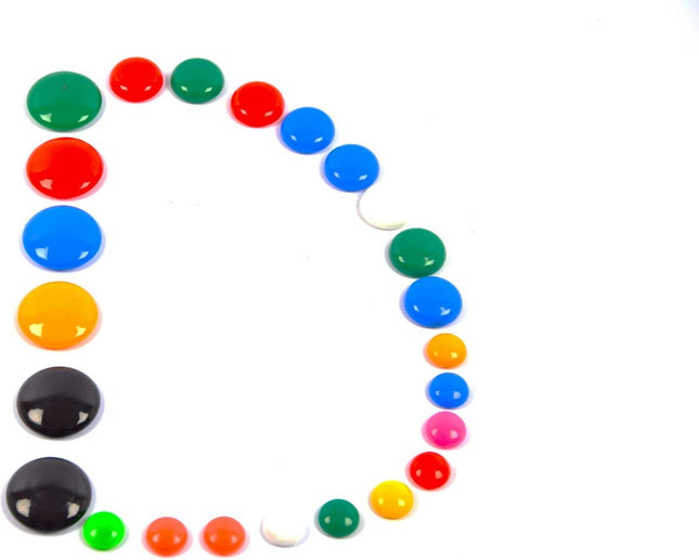 Magnetische memoclips - 24x stuks magneten voor boodschappen memo's op de koelkast - Memoclips - magneet - 24x stuks memo / whiteboard magneten - wit / rood / blauw / zwart - koelkastmagneet / memo magneten / organizer magneetjes - school & kantoor