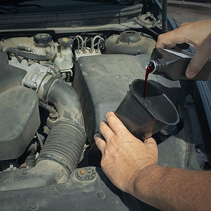 Auto olie trechter - Trechter zwart - trechter voor auto- Trechter universeel - Trechter Olie-, Zuur en Brandstofbestendig - multifunctionele trechter
