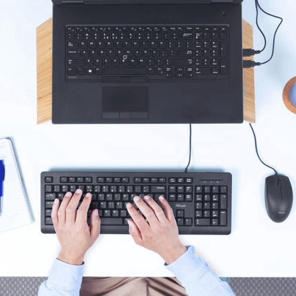 Toetsenbord en Muis trust - QWERTY - Zwart Een simpel setje voor een goede basis