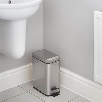 BLACK+DECKER pedaalemmer - 5L - RVS - soft close - losse binnenemmer